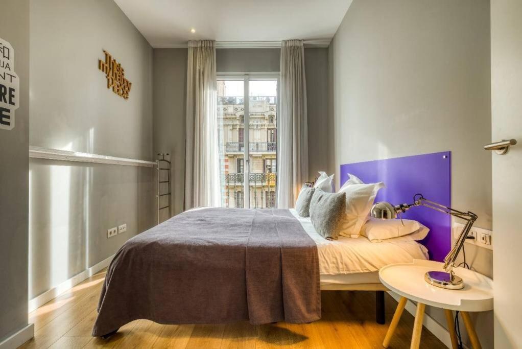 Perfectly Located 4Bed 4Bath Apartment In Barcelona 3 1 Bagian luar foto